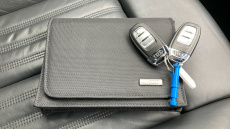 Audi A6 2.0 TDI Ultra Black Edition 5dr S Tronic Diesel Estate